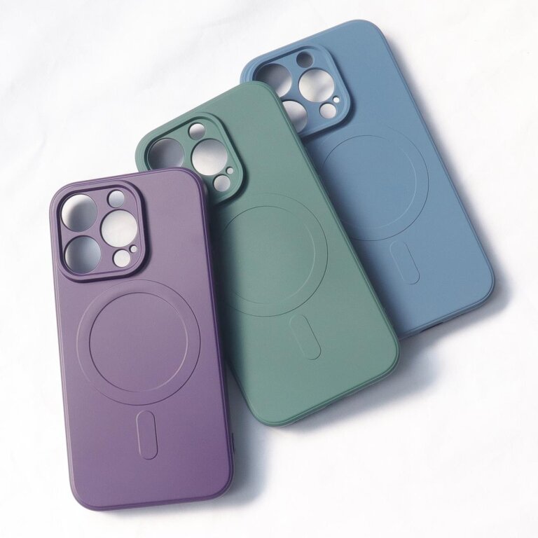Silikonowe etui z MagSafe do iPhone 15 Plus Silicone Case czarne (3)
